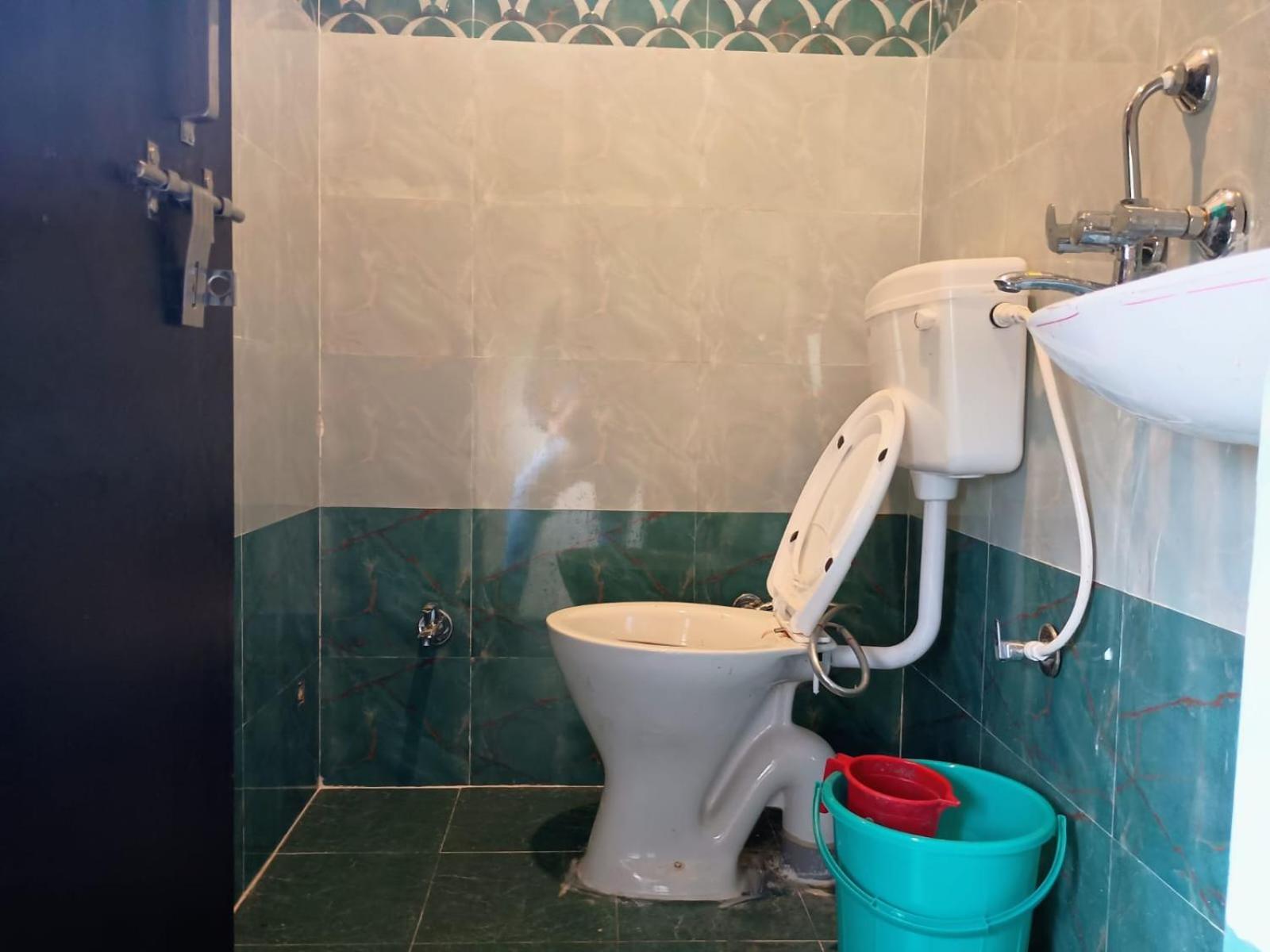 Budget Friendly Metro Regency Lakhnau Kültér fotó